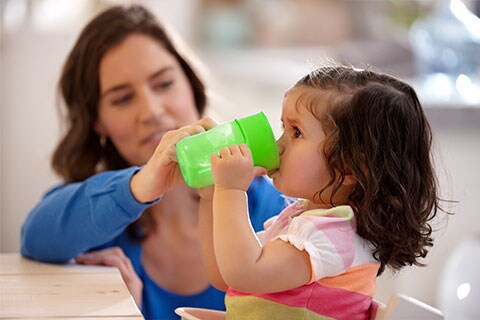 Savršen izbor: pronađite najbolju čašicu za svaku fazu djetetova  razvoja