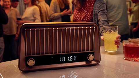Bluetooth zvučnici retro dizajna tvrtke Philips s radijem – TAVS700