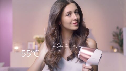 Otkrijte što nudi novo Philipsovo sušilo za kosu