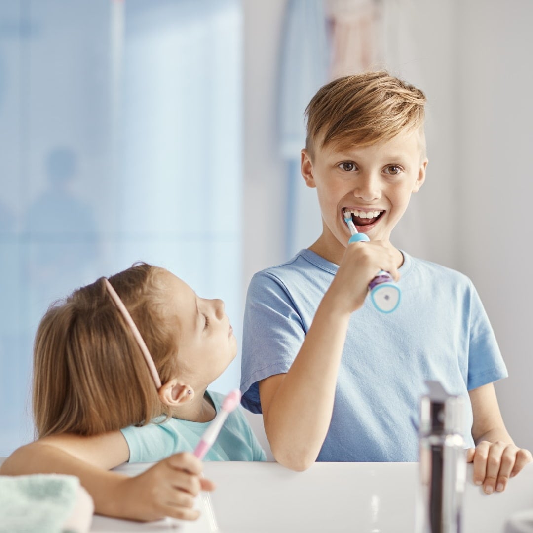 Încurajează obiceiurile sănătoase de igienă orală cu Sonicare for Kids